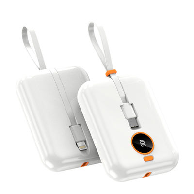 タイプC出力インターフェイス 携帯型 10000mAh パワーバンク 屋外充電とデバイス
